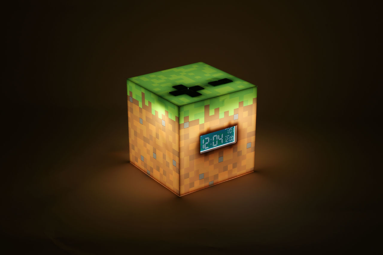 Wecker - Minecraft: Erdblock